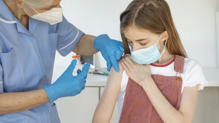 На Закарпатті Файзером вакцинували вже майже 1500 дітей
