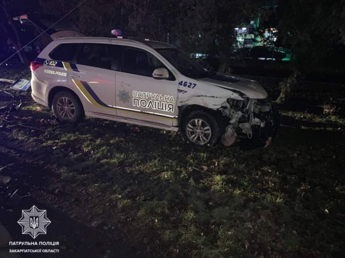 ДТП в Ужгороді за участю автівок патрульних: правоохоронці розповіли деталі