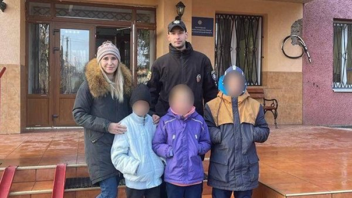 Поліція Закарпаття вилучила з родини трьох малолітніх діток, які втікали від домашнього насильства 