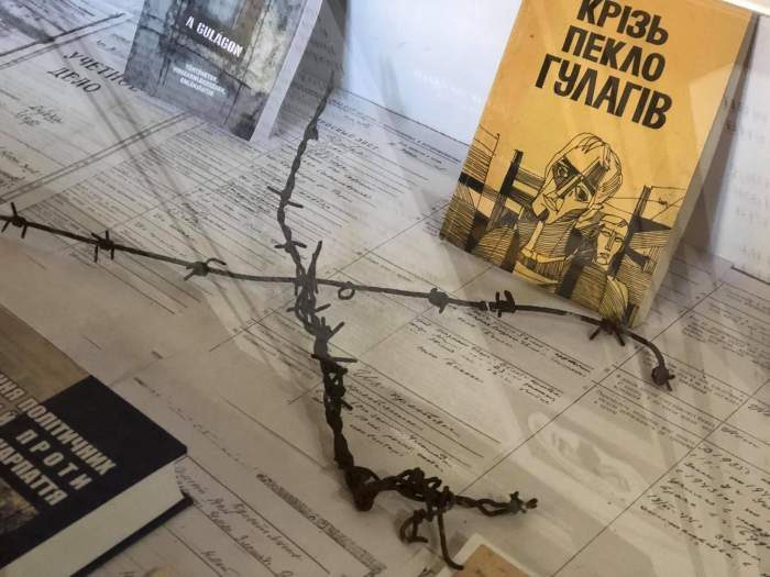 На Закарпатті відкрили експозицію матеріалів, пов’язаних з репресіями комуністичного тоталітарного режиму