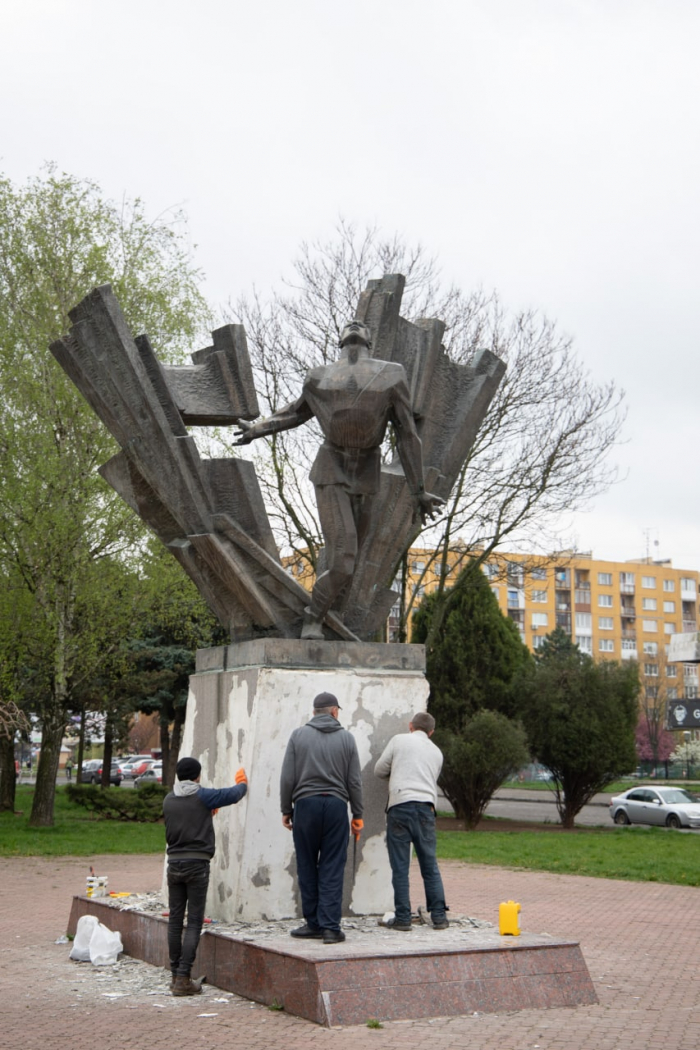 В Ужгороді триває підготовка до відзначення 76-ї річниці перемоги у Другій світовій війні