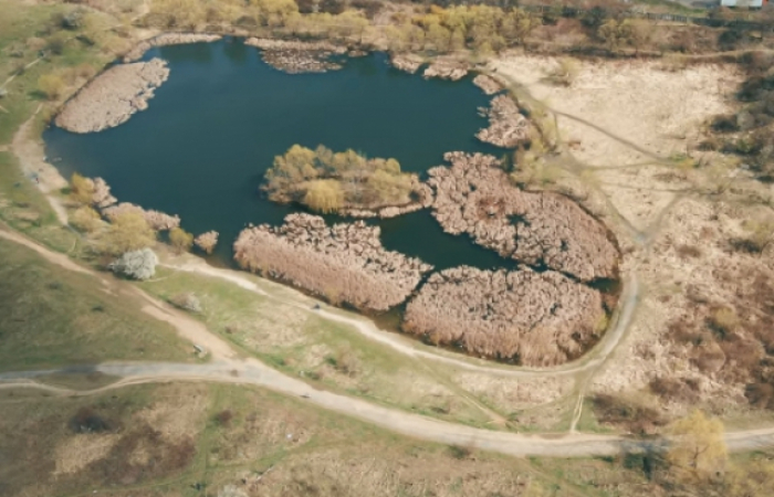 Краса з квадрокоптера: як виглядає ужгородське озеро "Кірпічка" з висоти (ВІДЕО)