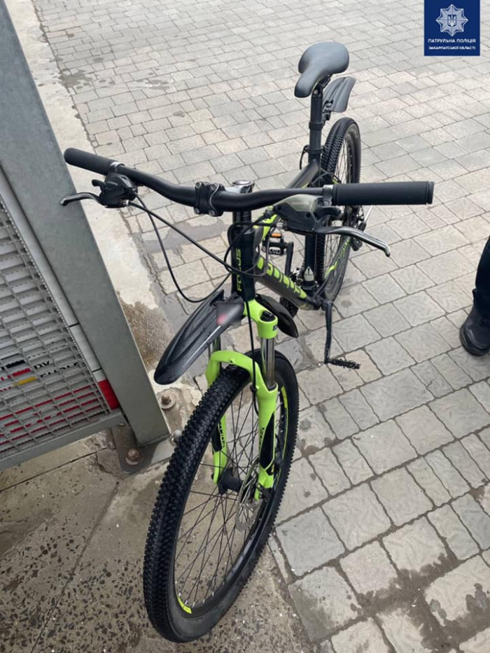 По "гарячих" слідах ужгородські патрульні знайшли крадія велосипеда