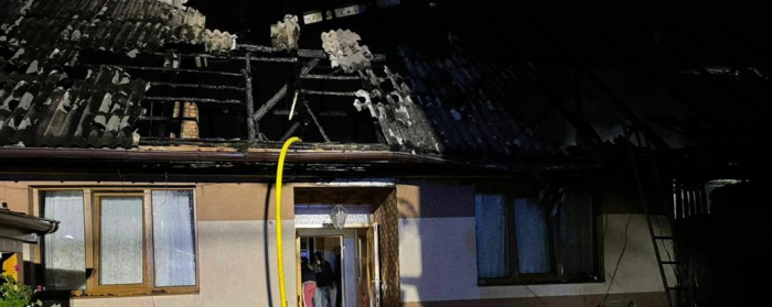 На Закарпатті через пожежу в сауні ледь не згоріли два житлові будинки
