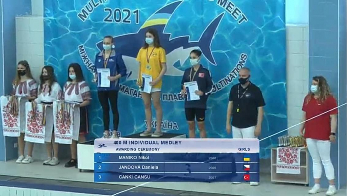 Ужгородка Ніколь Маніко успішно дебютувала на міжнародних змаганнях із плавання