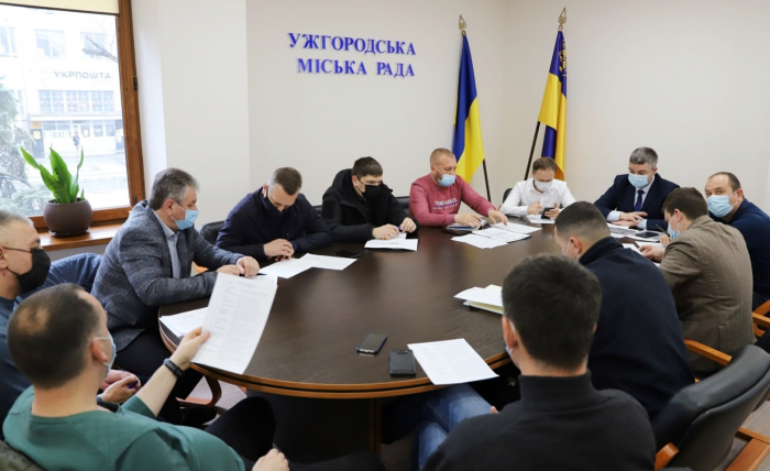 В Ужгороді засідала комісія з безпеки дорожнього руху та координації роботи автотранспорту 