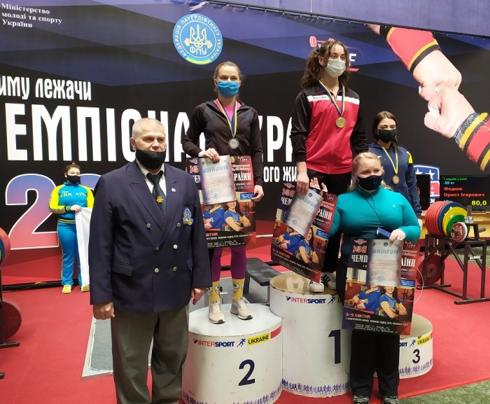 Медальний здобуток пауерліфтерів Закарпаття
