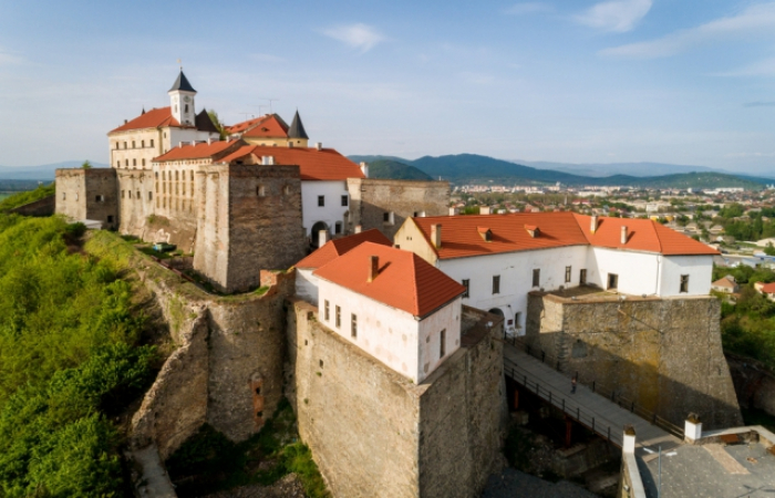 Мукачівський замок "Паланок" відновлює прийом відвідувачів
