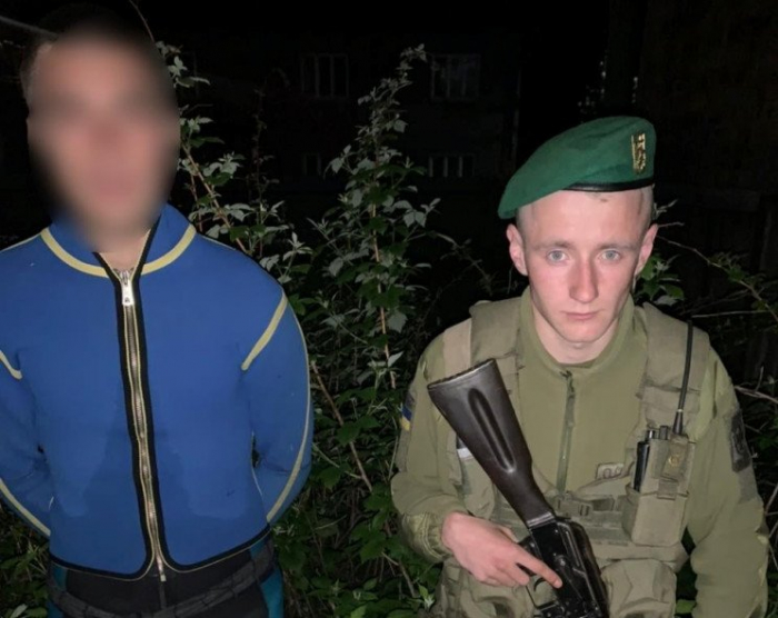 Закарпатcькому “водолазу”, який намагався незаконно перетнути кордон, дали 10 діб арешту