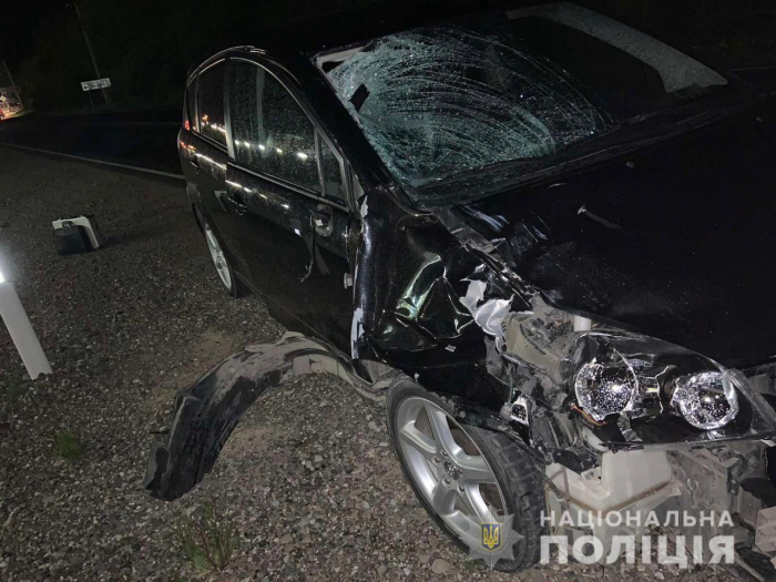 Поліцейські встановлюють обставини ДТП у Виноградові, внаслідок якої загинув пішохід