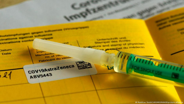 Масштабна вакцинація триває: із якими документами закарпатцям варто їхати за кордон?