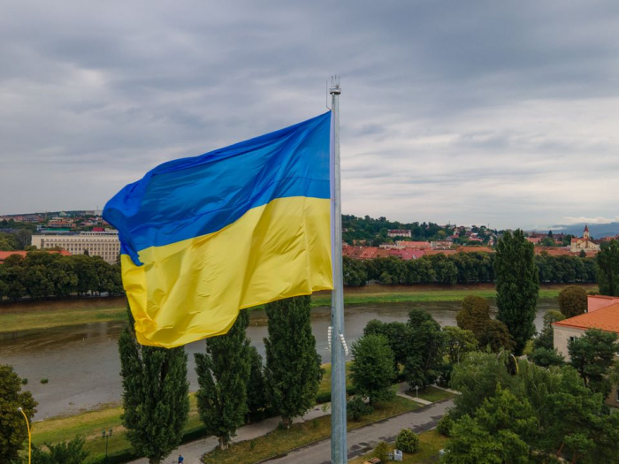 Найвищий на Закарпатті Державний прапор до Дня Прапора та 30-ї річниці Незалежності України підняли в Ужгороді  (ФОТО)