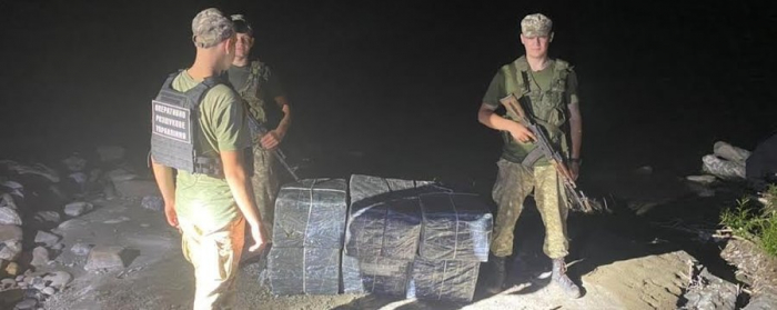 Покинуті цигарки на українсько-румунському кордоні знайшли закарпатські прикордонники