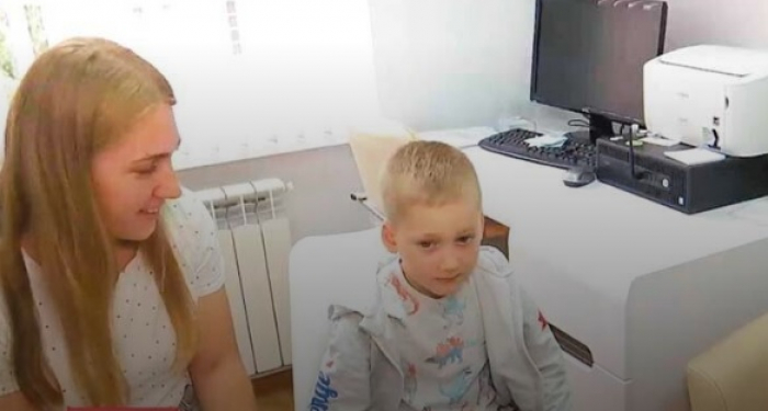 Хлопчик з Закарпаття одужує після унікальної операції, яку зробили львівські лікарі під керівництвом польського професора (ВІДЕО)