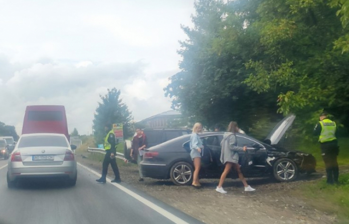 ДТП на Мукачівщині: не розминулися позашляховик та легковик