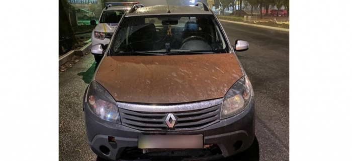 В Ужгороді затримали водія-порушника ПДР з пасажирами, які везли наркотики