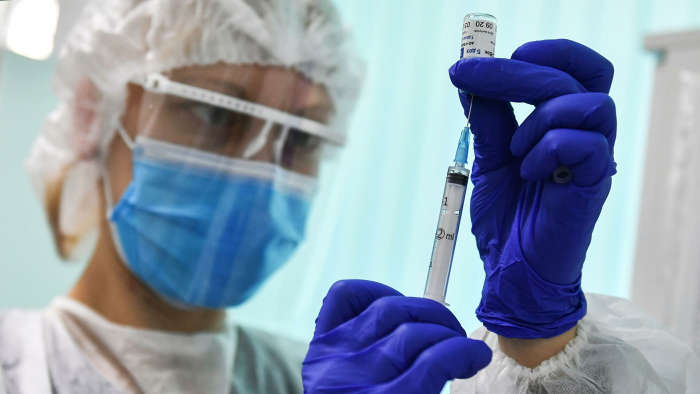 Імунізуватися бустерною дозою вакцини можна і в УжНУ