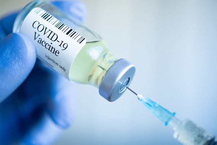 В УжНУ можна отримати бустерну дозу вакцини від коронавірусу