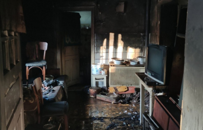 Пожежа на Берегівщині: вогонь помітили сусіди, господаря не було вдома (ФОТО)