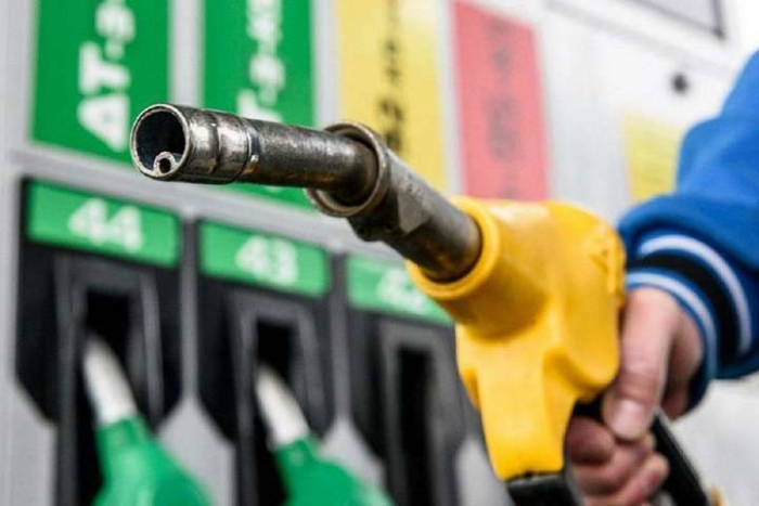 Бензин угору: в Закарпатті мережі АЗС підняли ціни на пальне