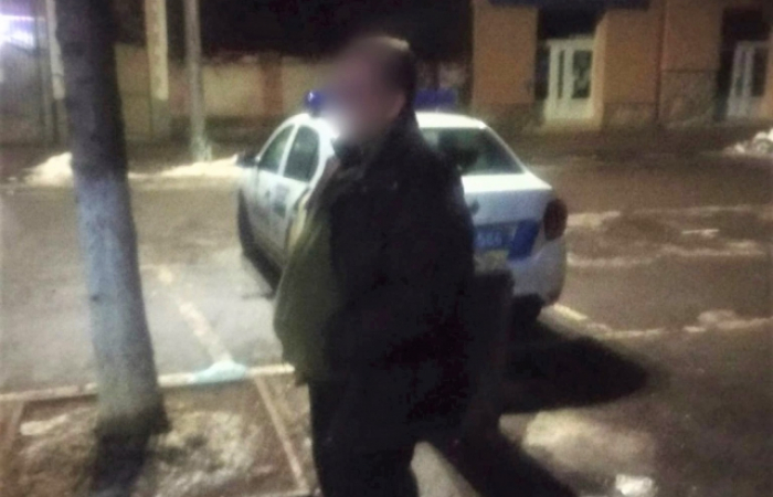 У Берегові затримали мешканця сусідньої області, який вдерся в чужий будинок (ФОТО)