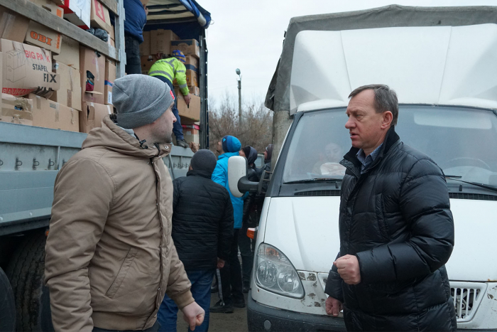 "Звертаюся до наших перевізників: зараз нам дуже потрібна ваша допомога із перевезенням гуманітарних вантажів", - Богдан Андріїв