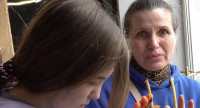 "Руками відбудовуватиму місто камінчик до камінчика": переселенка з Харкова в Ужгороді
