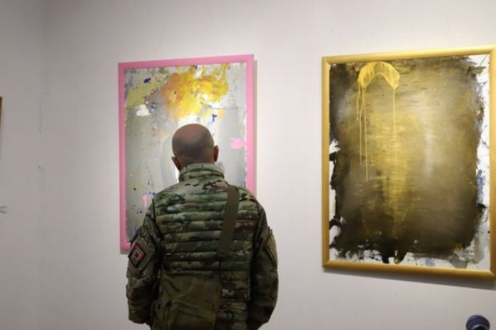 «Вільні люди» – виставка-продаж картин закарпатських художників на підтримку української армії