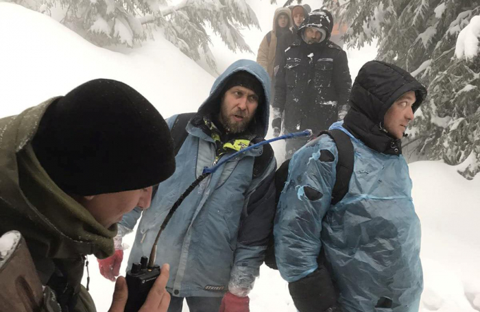 У горах на Закарпатті знайшли групу осіб, які потребували допомоги. Є жертва