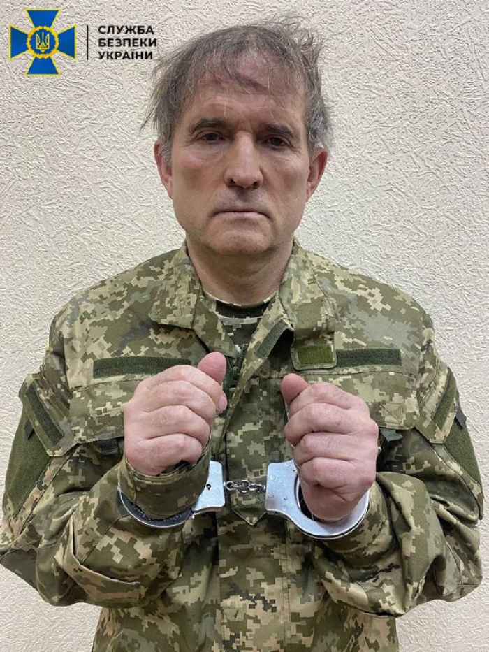 Небезпечна багаторівнева спецоперація: СБУ затримали Віктора Медведчука