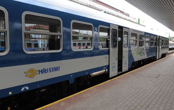 Курсування потягів з України в Угорщину через пункт пропуску «Чоп - Захонь» буде тимчасово припинено