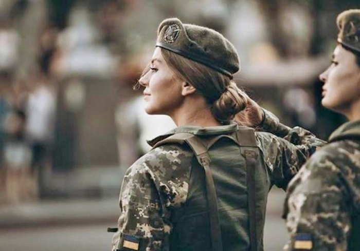 Закарпаткам - про військовий облік жінок