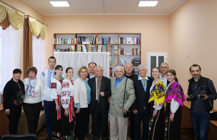 Центр культури презентував в Ужгороді два пісенні збірники

