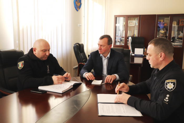 Як на Ужгородщині впроваджують програму "Поліцейський офіцер громади"