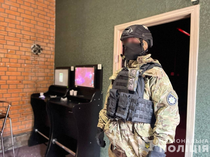 Поліція Закарпаття припинила функціонування мережі гральних закладів, що діяла в Ужгороді та Мукачеві