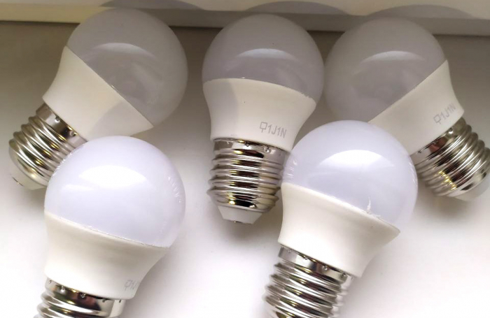 Закарпатцям: додаткові енергоощадні лампи можна безкоштовно отримати в "Укрпошті"