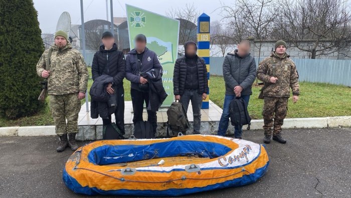 На Закарпатті 8 осіб намагалися незаконно перетнути кордон