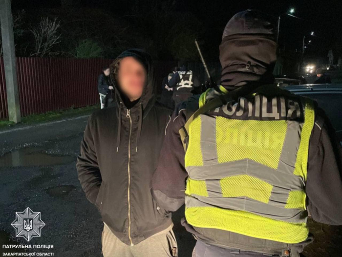 Минулого тижня на Закарпатті виявили 4 осіб, які мали з собою, ймовірно, наркотичні речовини