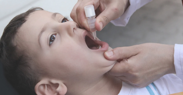 На Закарпатті батьків закликають вакцинувати дітей від поліомієліту