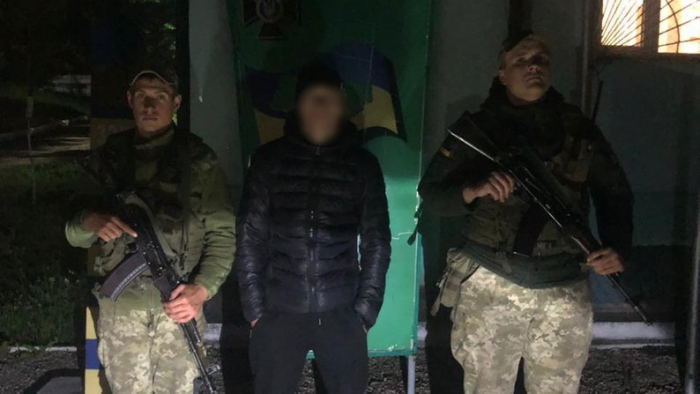 На Закарпатті, неподалік кордону з Румунією, затримали росіянина
