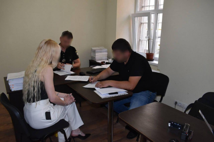 Перед судом постане держреєстратор, яка незаконно передала у приватну власністю 1,4 гектари комунальної землі в Ужгороді