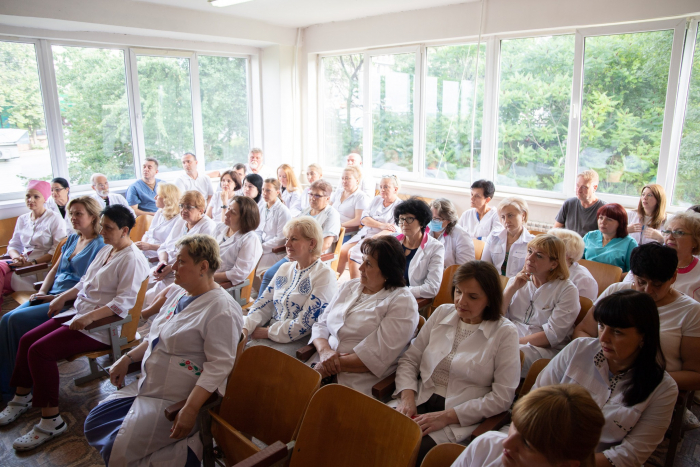 В Ужгороді привітали медичних працівників із професійним святом