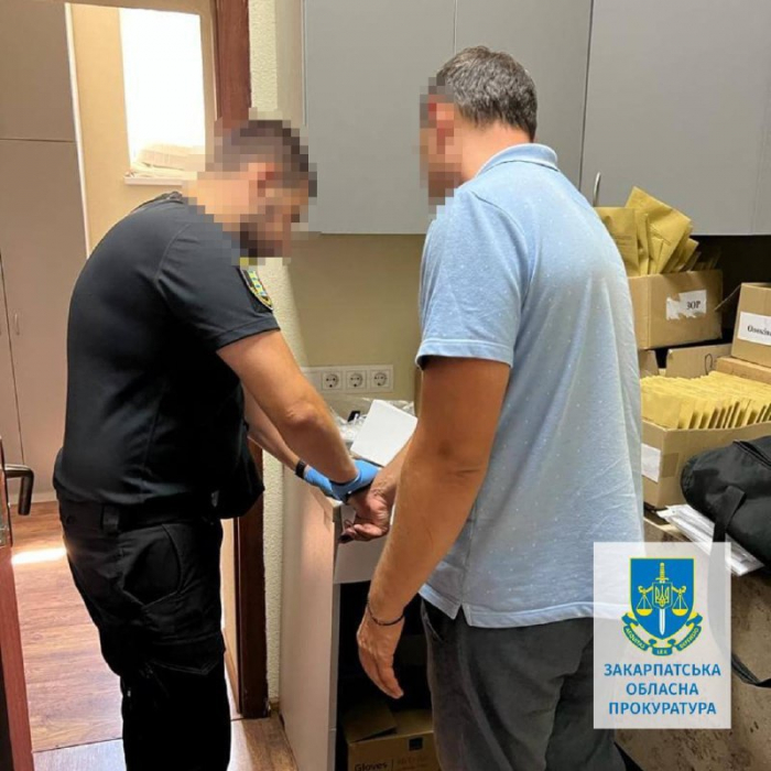 Адвоката, підозрюваного у шахрайському заволодінні землею, взяли під варту із заставою 6,7 млн грн