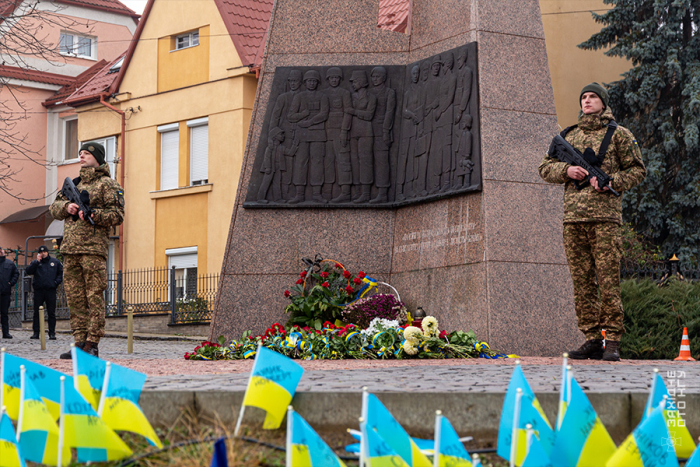 1000 днів боротьби: закарпатські гвардійці вшанували воїнів, які загинули під час відсічі російської збройної агресії