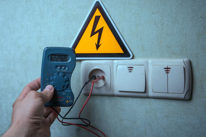  Закарпаттяобленерго: як попередити нещасні випадки внаслідок ураження електричним струмом серед населення 