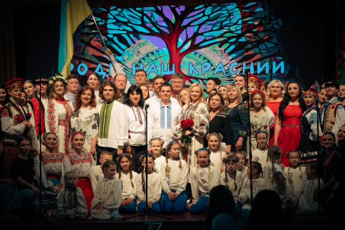 Викладачі та студенти Академії культури і мистецтв влаштували грандіозний концерт в Ужгороді