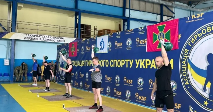 Прикордонники-гирьовики змагалися в чемпіонаті України пам’яті героїв-побратимів