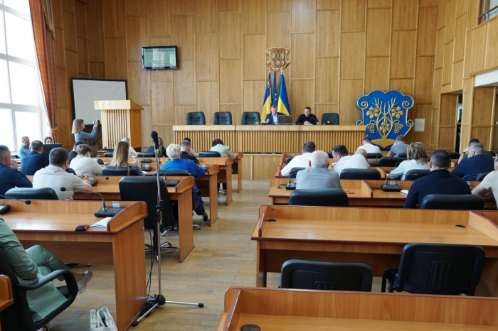 Сьогодні відбулося засідання позачергової сесії Ужгородської міської ради