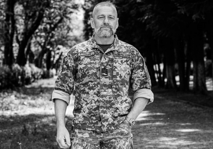 Гранатометник "Вуйко". Випускник істфаку УжНУ, головний сержант Василь Лашкай захищає Україну з 2014 року