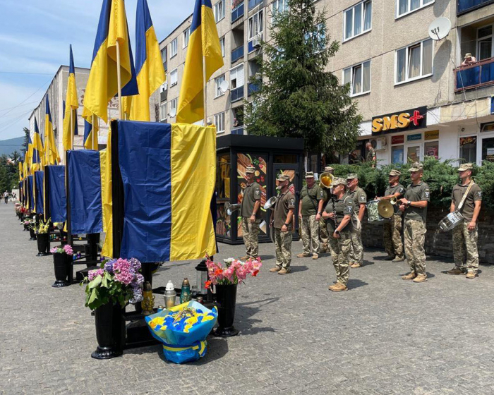 У Хусті відкрили «Алею Слави загиблим Героям»